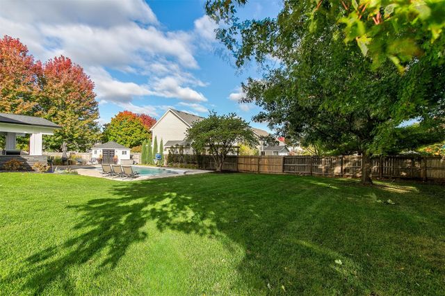 15899 Boston Parkway, Clive, IA 50325