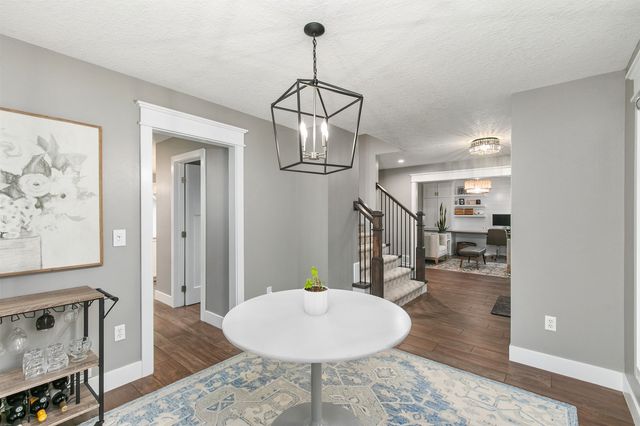 15899 Boston Parkway, Clive, IA 50325