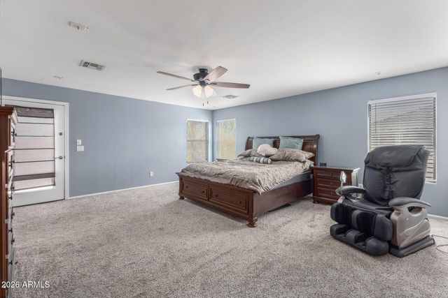 586 E BAKER Drive, San Tan Valley, AZ 85140