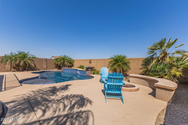 586 E BAKER Drive, San Tan Valley, AZ 85140