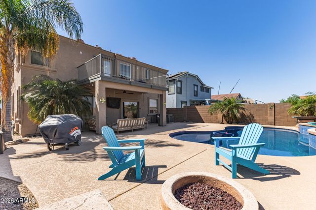 586 E BAKER Drive, San Tan Valley, AZ 85140