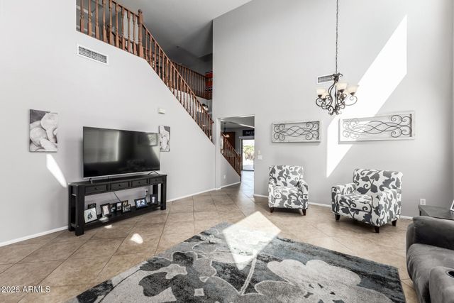 586 E BAKER Drive, San Tan Valley, AZ 85140