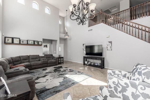 586 E BAKER Drive, San Tan Valley, AZ 85140