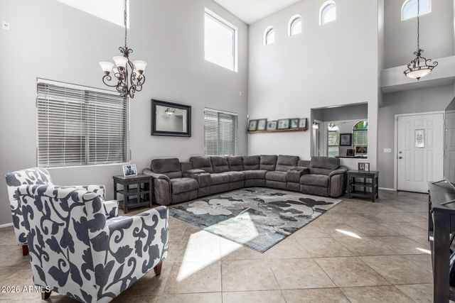 586 E BAKER Drive, San Tan Valley, AZ 85140