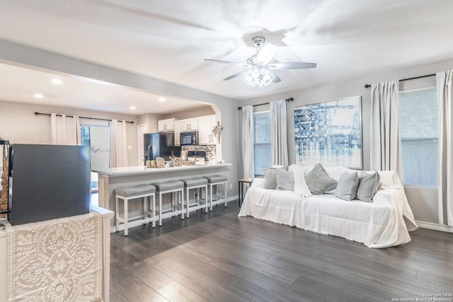 8331 Deer Creek Run, San Antonio, TX 78254