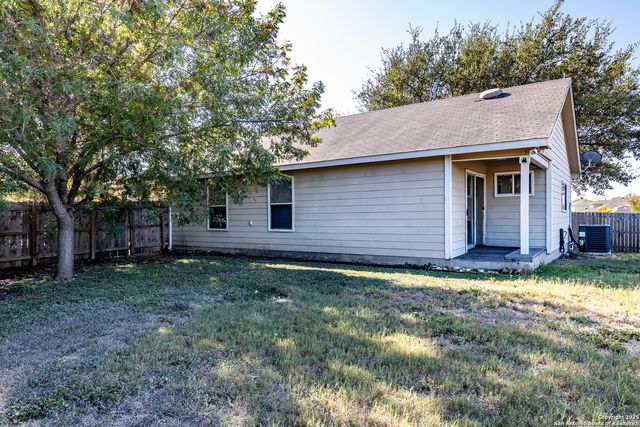 8331 Deer Creek Run, San Antonio, TX 78254