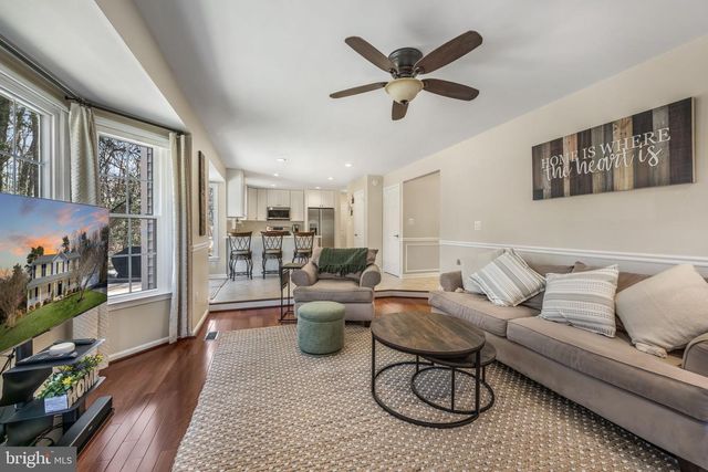 8504 SILVERDALE RD, Lorton, VA 22079