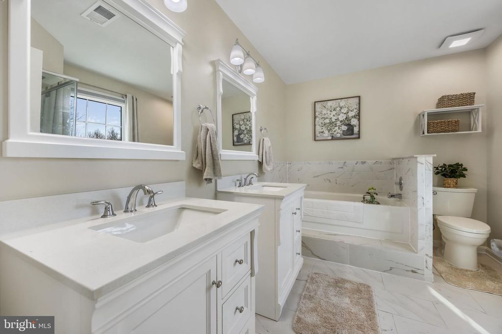 Image 26 of property listing at 8504 SILVERDALE RD, Lorton, VA 22079