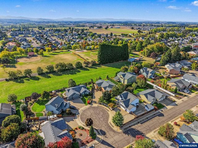 3183 NE Heather Ct, Albany, OR 97321