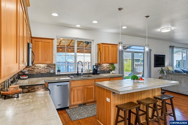 3183 NE Heather Ct, Albany, OR 97321