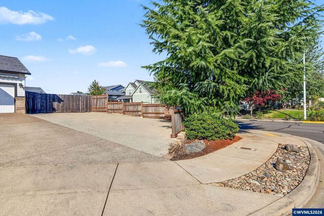 3183 NE Heather Ct, Albany, OR 97321