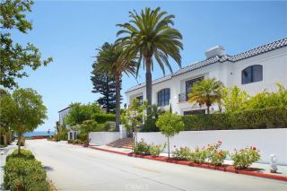 215 Poppy Avenue, Corona Del Mar, CA 92625