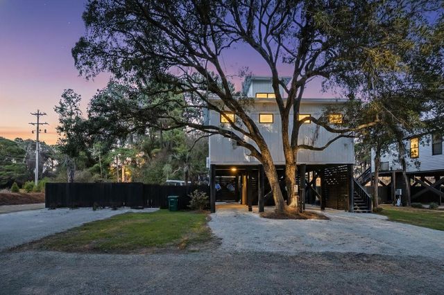 236 Brown Pelican Loop, Pawleys Island, SC 29585