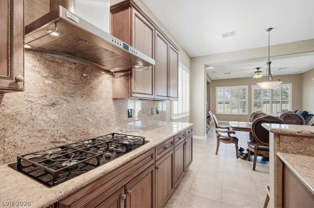 7267 Bugler Swan Way, North Las Vegas, NV 89084