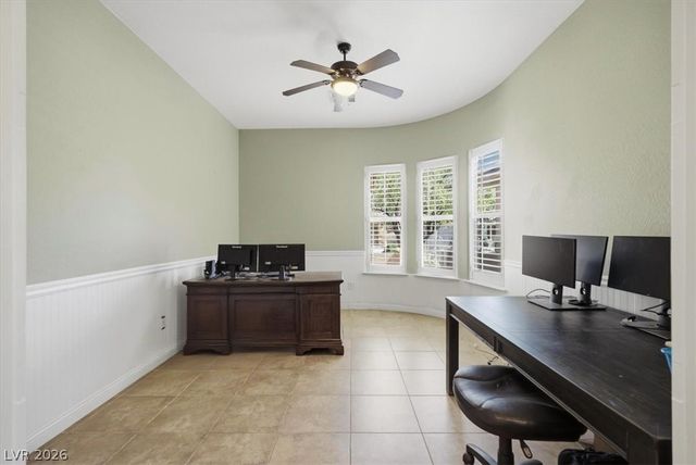 7267 Bugler Swan Way, North Las Vegas, NV 89084