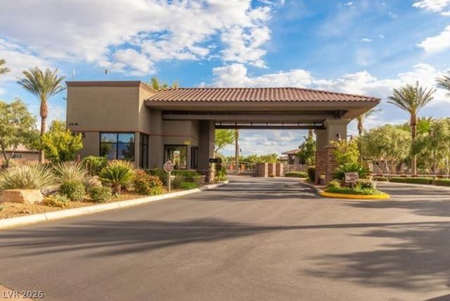 7267 Bugler Swan Way, North Las Vegas, NV 89084