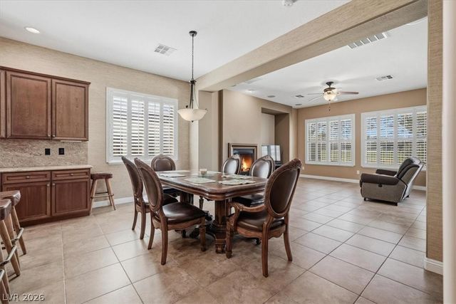 7267 Bugler Swan Way, North Las Vegas, NV 89084