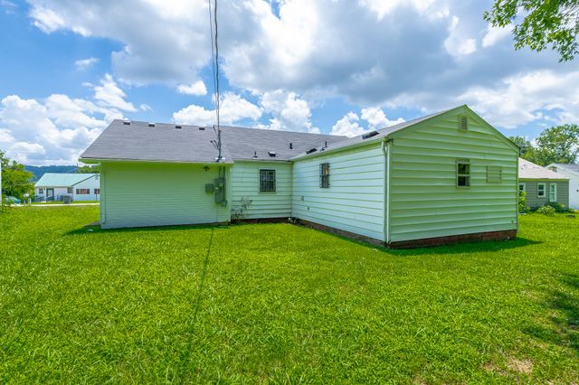 2115 Delano Drive, Chattanooga, TN 37406