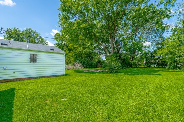 2115 Delano Drive, Chattanooga, TN 37406