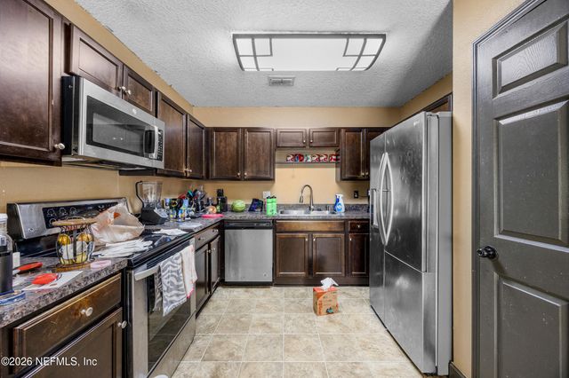 363 ROBERTS Street N, Green Cove Springs, FL 32043