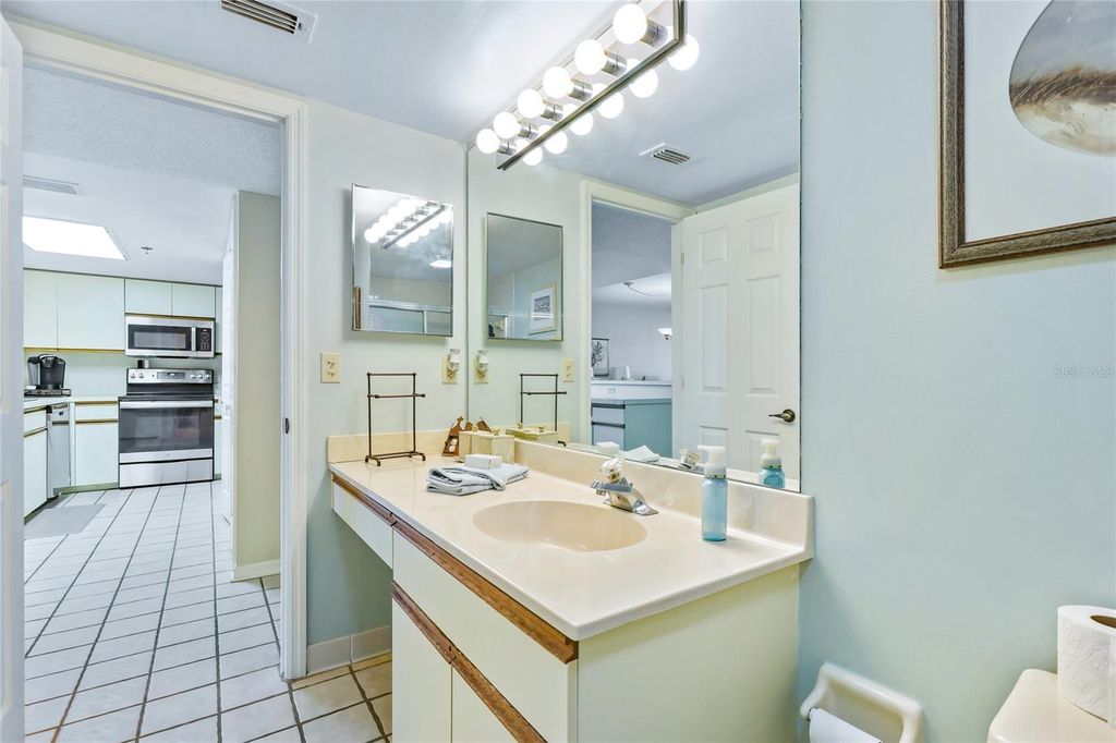 Image 29 of property listing at 6727 TURTLEMOUND ROAD 318, New Smyrna Beach, FL 32169