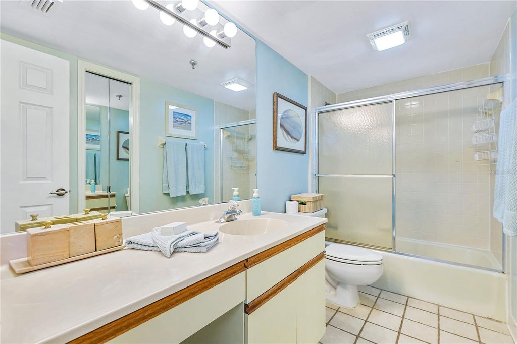 Image 10 of property listing at 6727 TURTLEMOUND ROAD 318, New Smyrna Beach, FL 32169