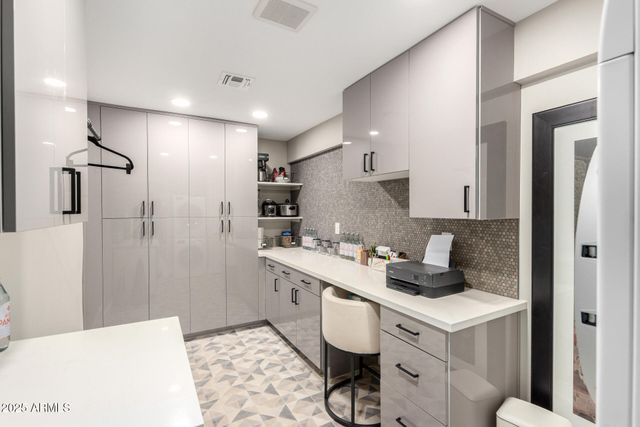 10316 W SALEM Drive, Sun City, AZ 85351