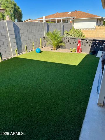 10316 W SALEM Drive, Sun City, AZ 85351