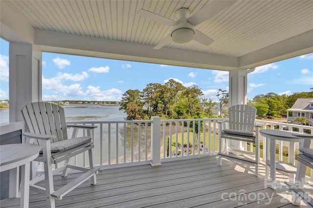 6308 E Yacht Drive, Oak Island, NC 28465