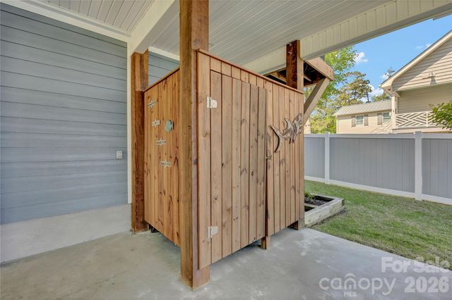 6308 E Yacht Drive, Oak Island, NC 28465