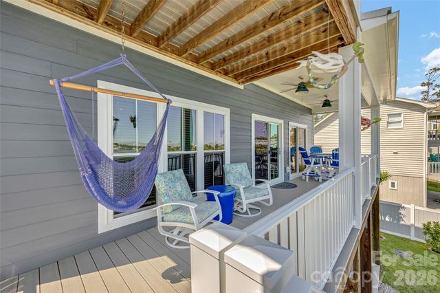 6308 E Yacht Drive, Oak Island, NC 28465