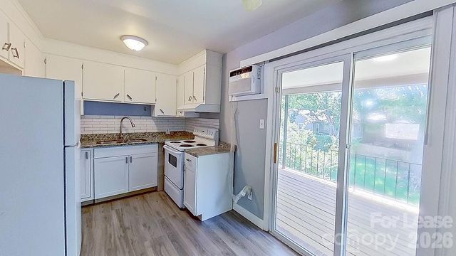 3420 Craig Avenue, Charlotte, NC 28211