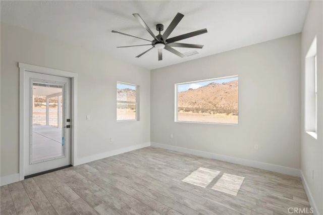 19707 Roanoke Road, Apple Valley, CA 92307