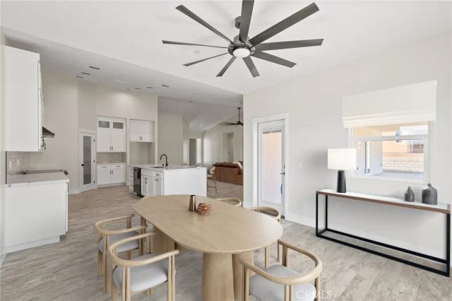 19707 Roanoke Road, Apple Valley, CA 92307