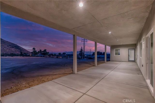 19707 Roanoke Road, Apple Valley, CA 92307