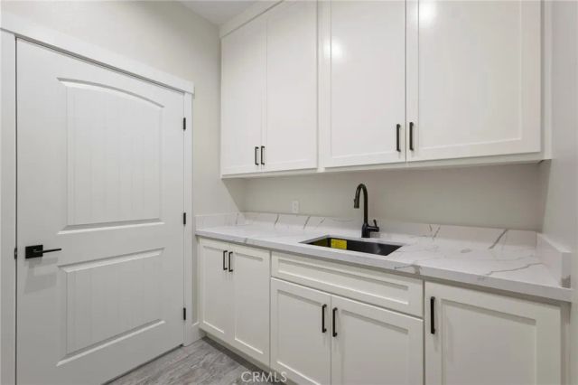 19707 Roanoke Road, Apple Valley, CA 92307
