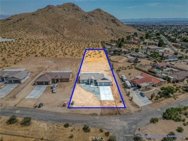 19707 Roanoke Road, Apple Valley, CA 92307