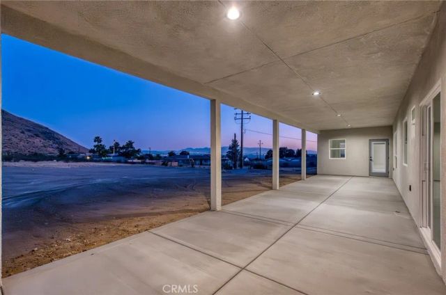 19707 Roanoke Road, Apple Valley, CA 92307