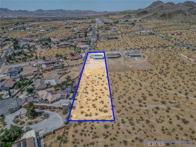 19707 Roanoke Road, Apple Valley, CA 92307