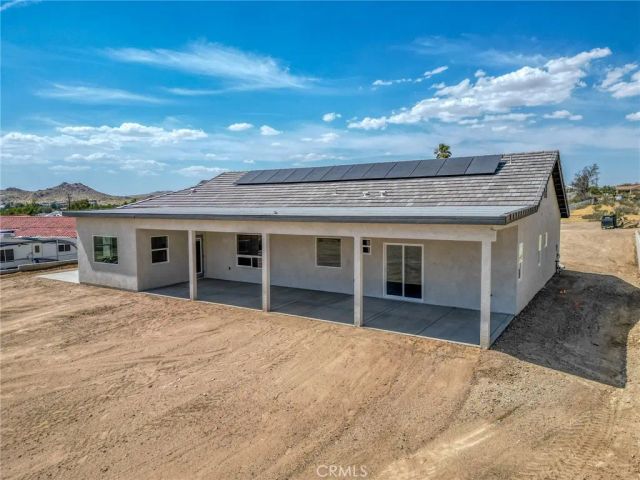 19707 Roanoke Road, Apple Valley, CA 92307