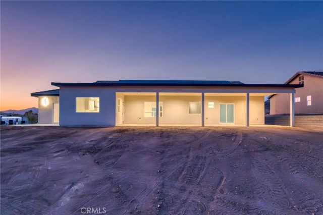 19707 Roanoke Road, Apple Valley, CA 92307