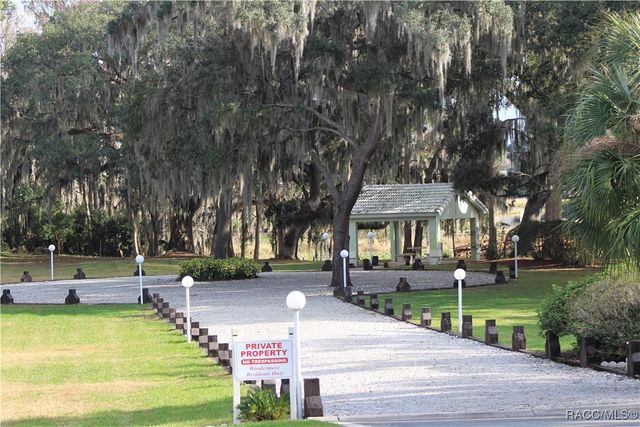 826 Lanark Drive, Inverness, FL 34453