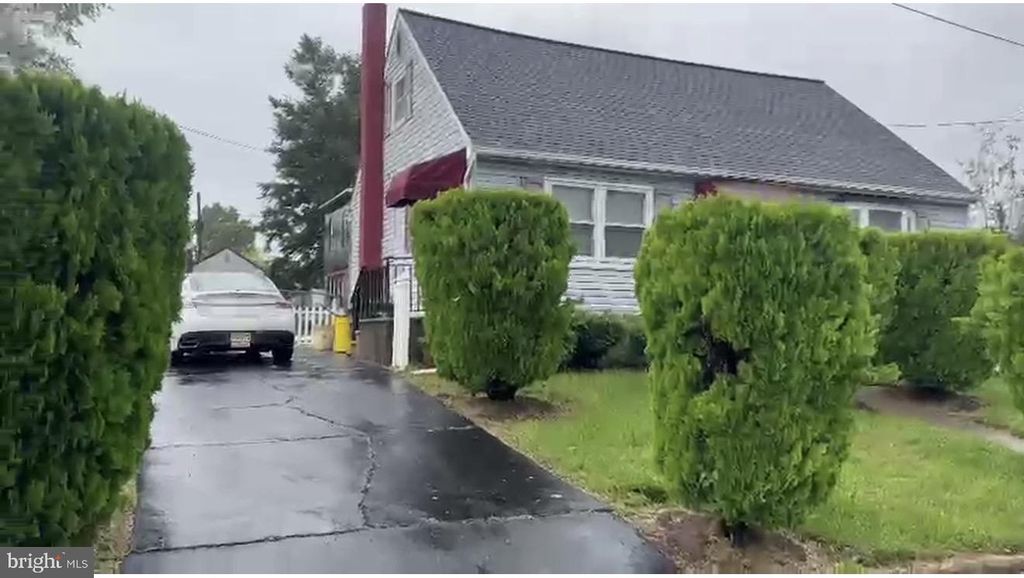 271 BROOKSIDE AVE, EWING TWP, NJ 08638 — exterior
