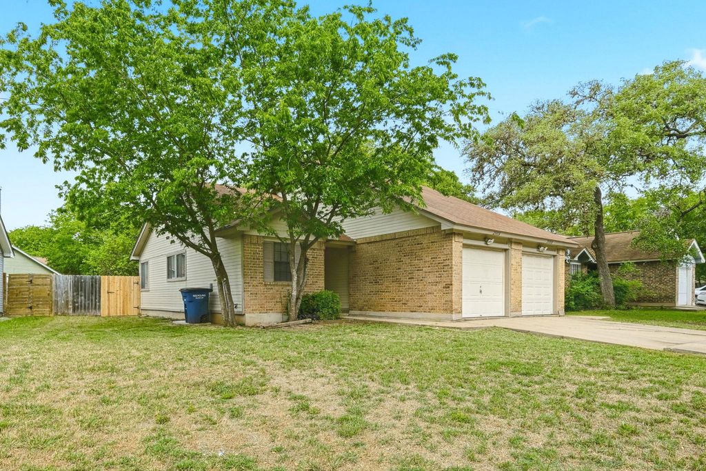 2511 Howellwood WAY A, Austin, TX 78748