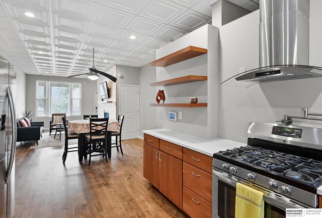 1316 S 6th Street, Omaha, NE 68108