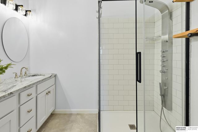 1316 S 6th Street, Omaha, NE 68108