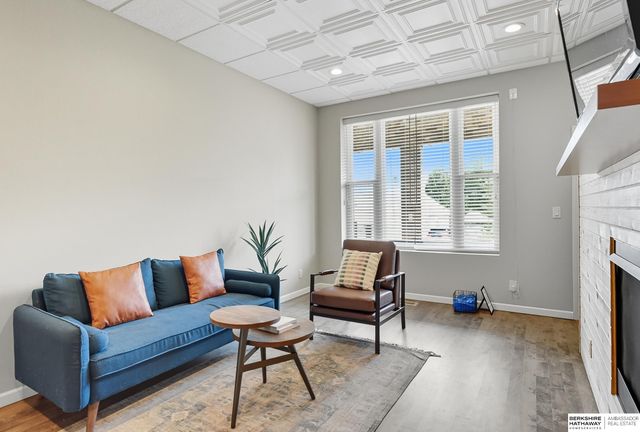 1316 S 6th Street, Omaha, NE 68108