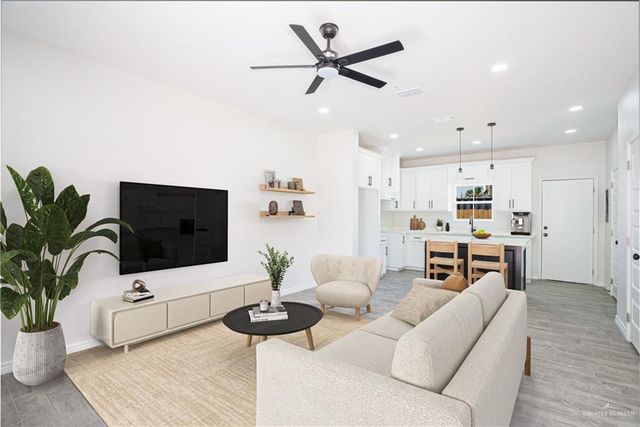 218 Kansas Avenue, Weslaco, TX 78596