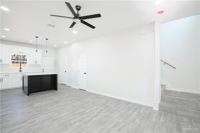 218 Kansas Avenue, Weslaco, TX 78596