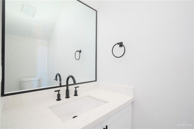 218 Kansas Avenue, Weslaco, TX 78596